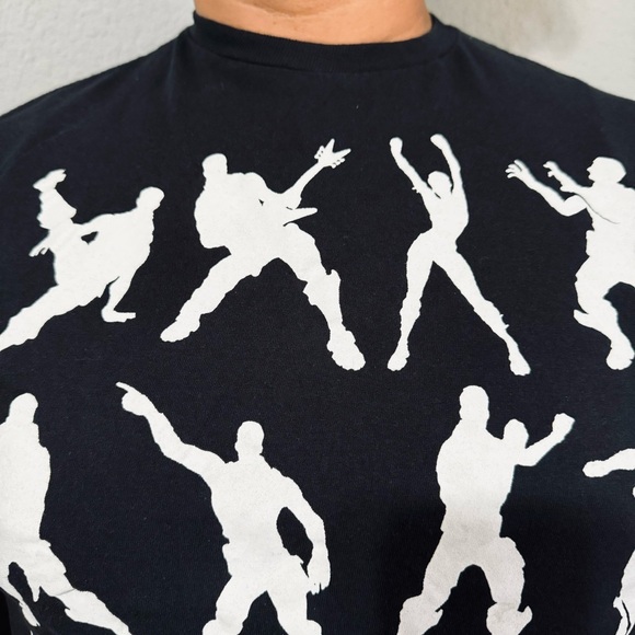 Fortnite Men Black Dance Emote Crew Neck Gaming T-Shirt Size L 100% Cotton - Picture 3 of 10